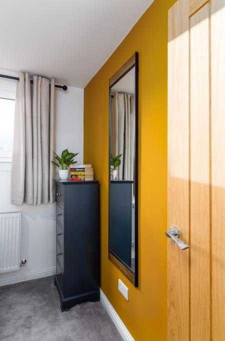 The Stylish 3-Bedroom Maisonette Retreat Stirling Ngoại thất bức ảnh