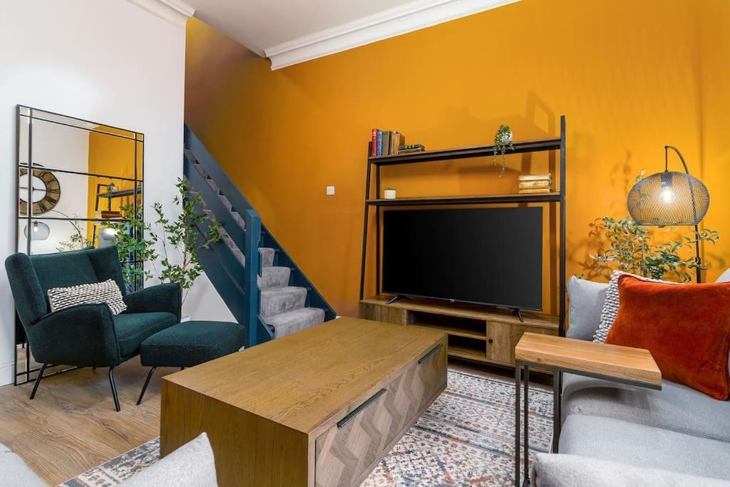 The Stylish 3-Bedroom Maisonette Retreat Stirling Ngoại thất bức ảnh